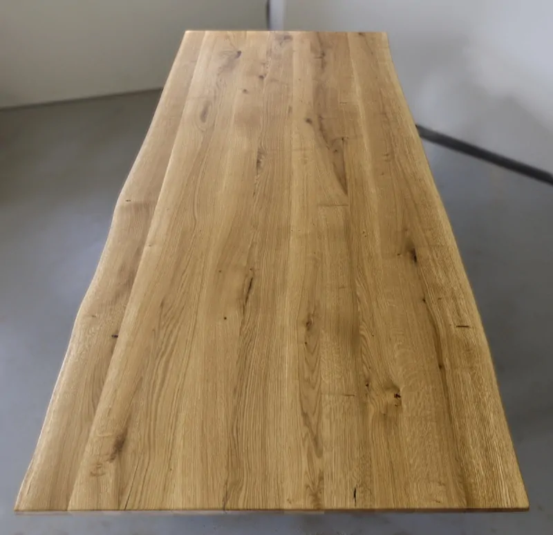 Jídelní stůl Jiras